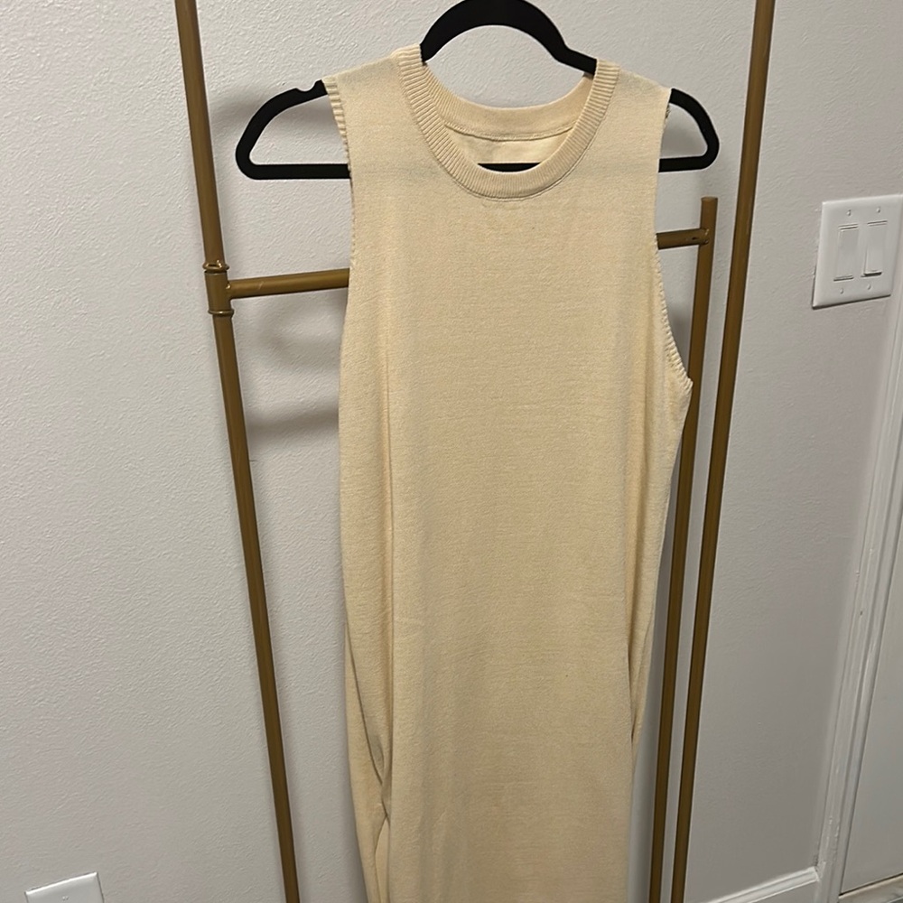 Sleeveless Beige Knit Dress